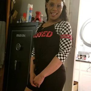 Meet your Posher, Desiree